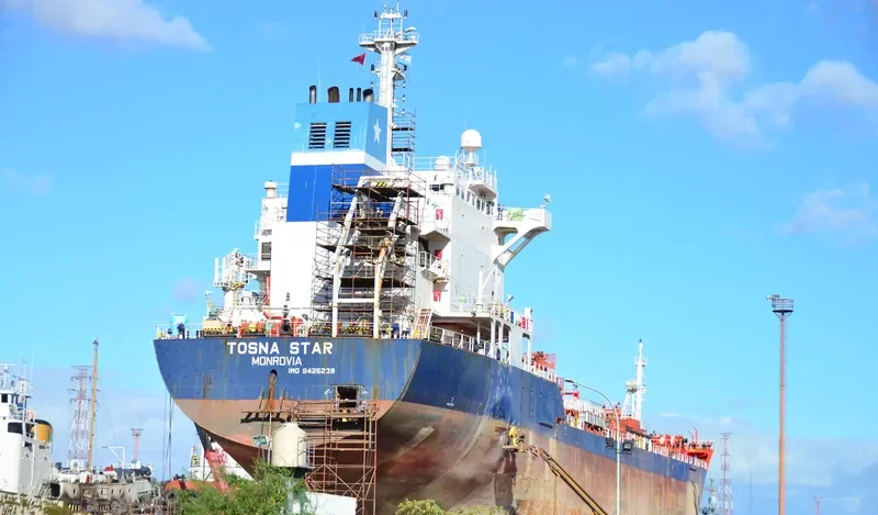 TOSNA STAR Tanker IMO 9425239 photo 7
