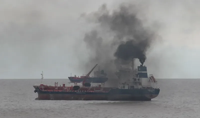 TOSNA STAR Tanker IMO 9425239 photo 8