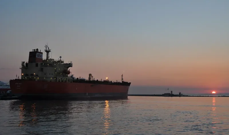 GRAND ACE7 Tanker IMO 9425265 photo 9