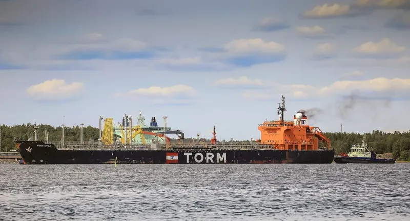TORM GYDA Tanker IMO 9425502 photo 2