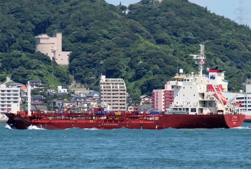 303HYODONGCHEMI Tanker IMO 9425605 photo 8