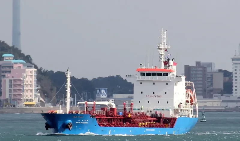 NEW GLOBAL Tanker IMO 9425617 photo 5