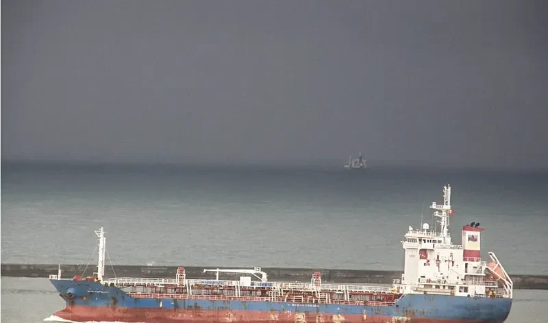 NEW HARMONY Tanker IMO 9425629 photo 2