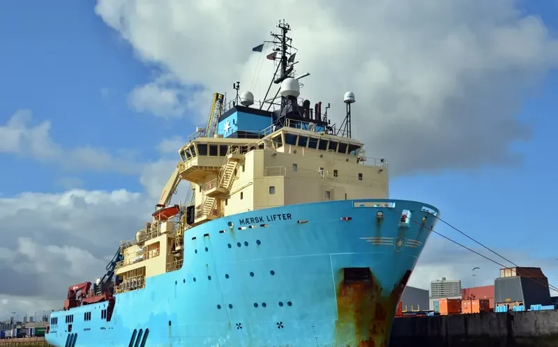 MAERSK LIFTER Offshore Vessel IMO 9425734 photo 6
