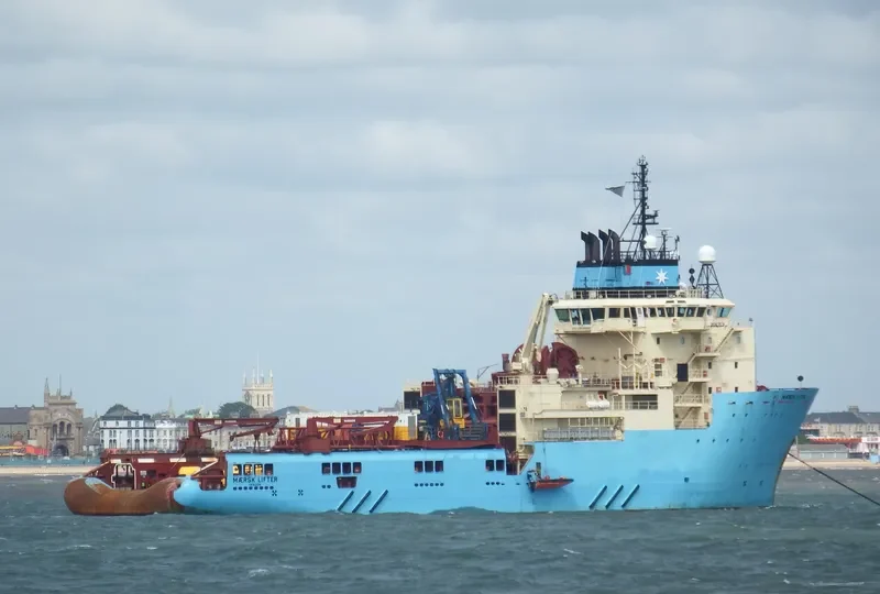 MAERSK LIFTER Offshore Vessel IMO 9425734 photo 8