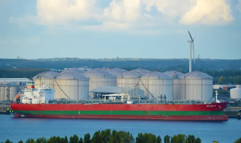 SKS DELTA Tanker IMO 9426312 photo 3