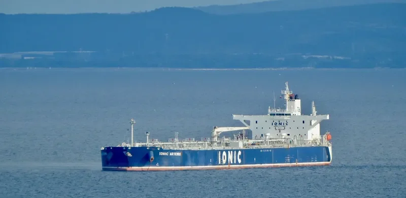IONIC ARTEMIS Tanker IMO 9426441 photo 9