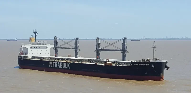 ULTRA PROSPERITY Bulk Carrier IMO 9426702 photo 2