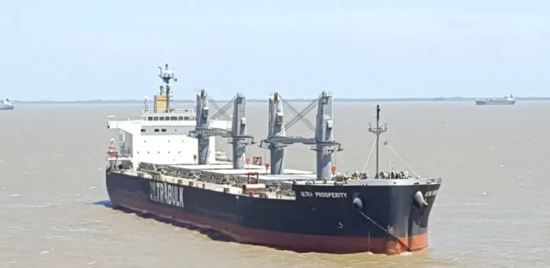 ULTRA PROSPERITY Bulk Carrier IMO 9426702 photo 3