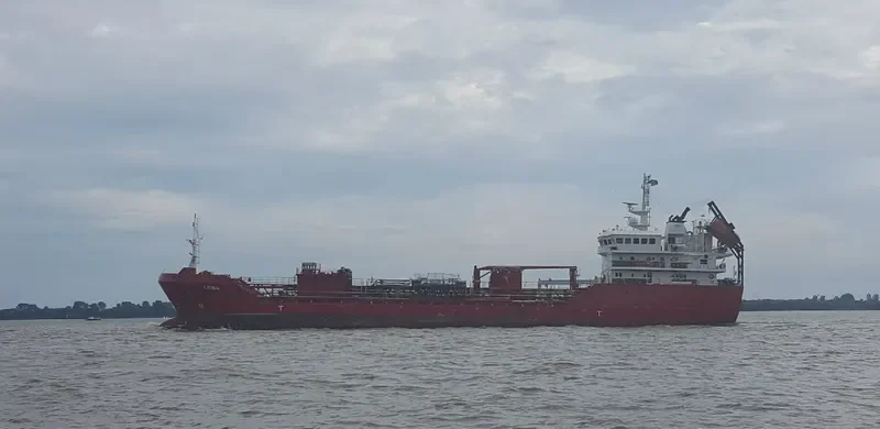 OCEAN SUN Tanker IMO 9427500 photo 2