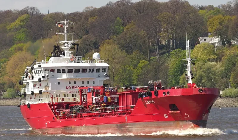 OCEAN SUN Tanker IMO 9427500 photo 4