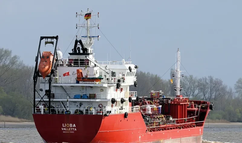 OCEAN SUN Tanker IMO 9427500 photo 10