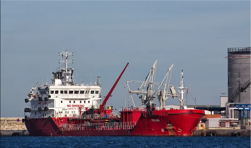 OCEAN MOON Tanker IMO 9427512 photo 9
