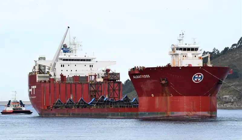 LUCKY TRADER Bulk Carrier IMO 9427574