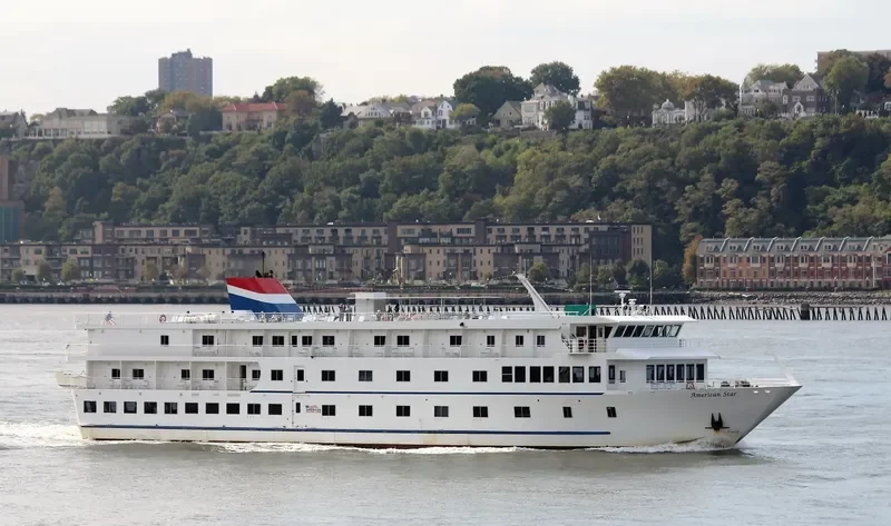 AMERICAN STAR Passenger Ship IMO 9427615 photo 6