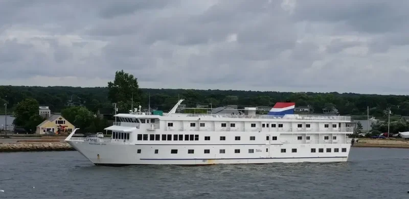 AMERICAN STAR Passenger Ship IMO 9427615 photo 7