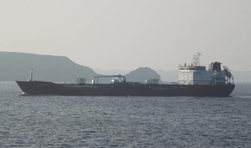 FMT BERGAMA Tanker IMO 9427988 photo 4