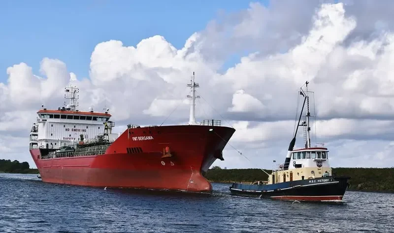 FMT BERGAMA Tanker IMO 9427988 photo 8