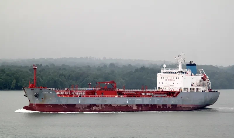 LUCKY STAR 06 Tanker IMO 9428011 photo 5