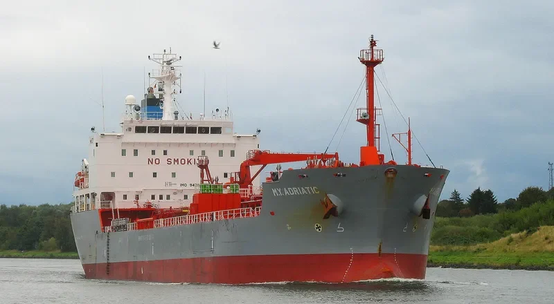 LUCKY STAR 06 Tanker IMO 9428011 photo 9