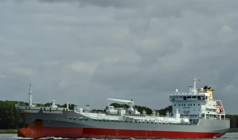 SOLANDO Tanker IMO 9428073 photo 4