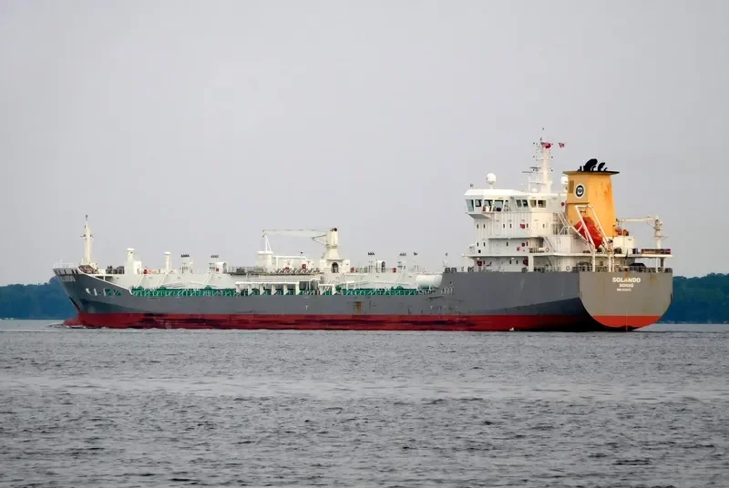 SOLANDO Tanker IMO 9428073 photo 5