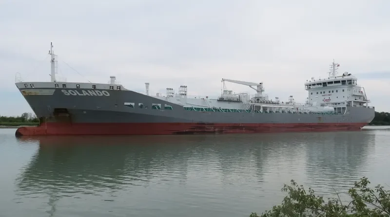SOLANDO Tanker IMO 9428073 photo 8
