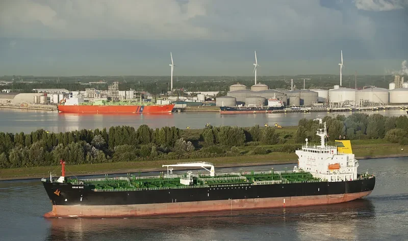 UACC SILA Tanker IMO 9428358 photo 9