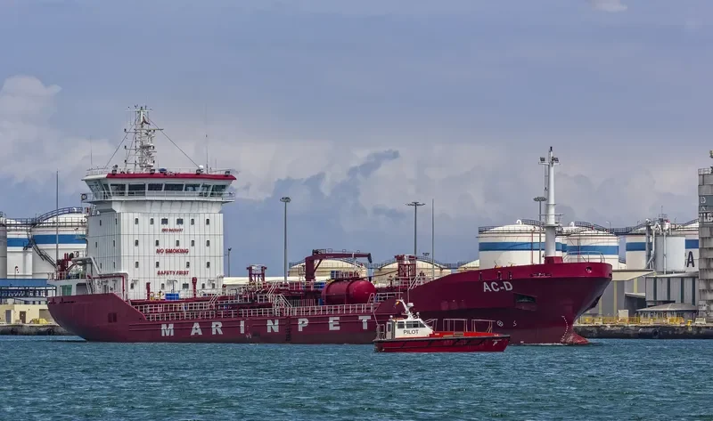 AC D Tanker IMO 9428437 photo 7