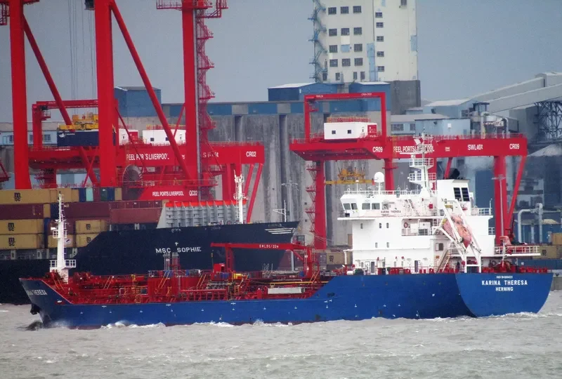 KARINA THERESA Tanker IMO 9428451 photo 3