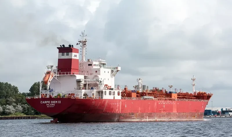 CARPE DIEM II Tanker IMO 9428815 photo 8