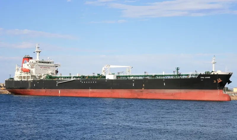 ZHU JIANG Tanker IMO 9428865 photo 4
