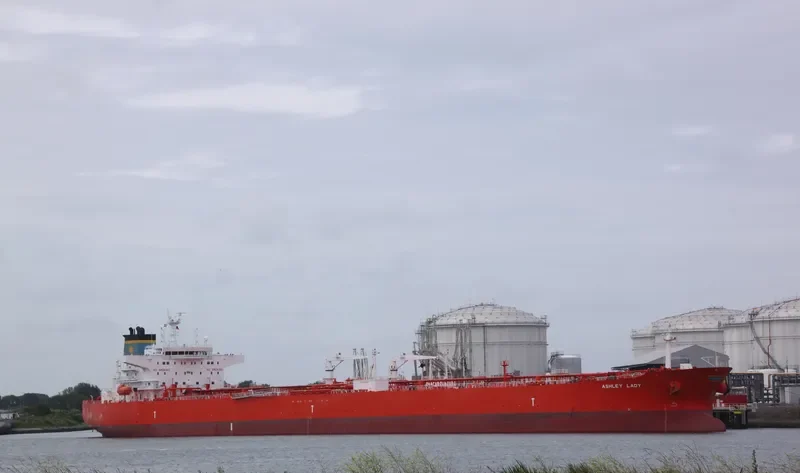 ASHLEY LADY Tanker IMO 9429039 photo 8