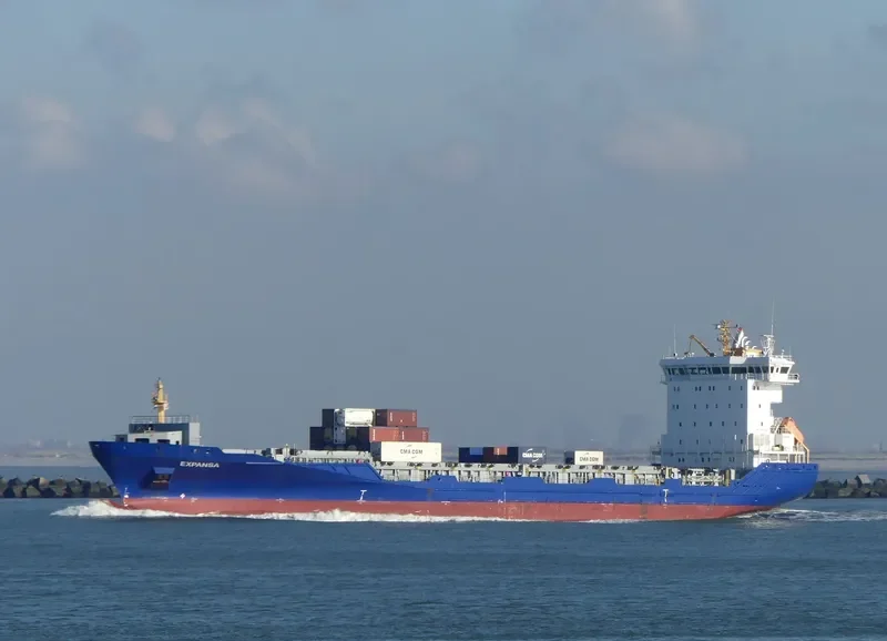 ELBSUN Container Ship IMO 9429261 photo 3