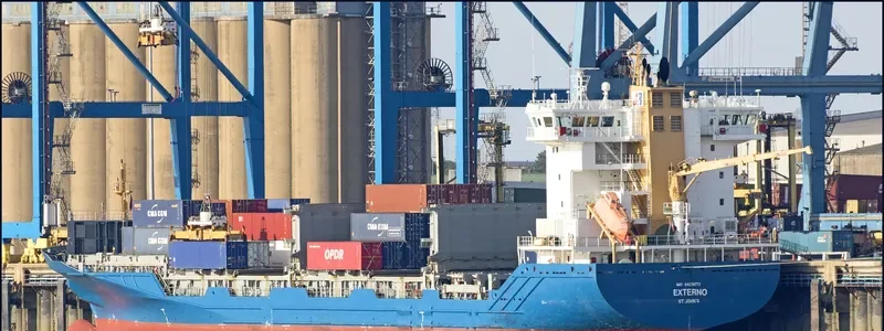 ELBSEA Container Ship IMO 9429273 photo 10
