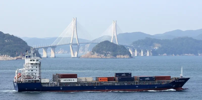 CONMAR MOON Container Ship IMO 9430040 photo 7