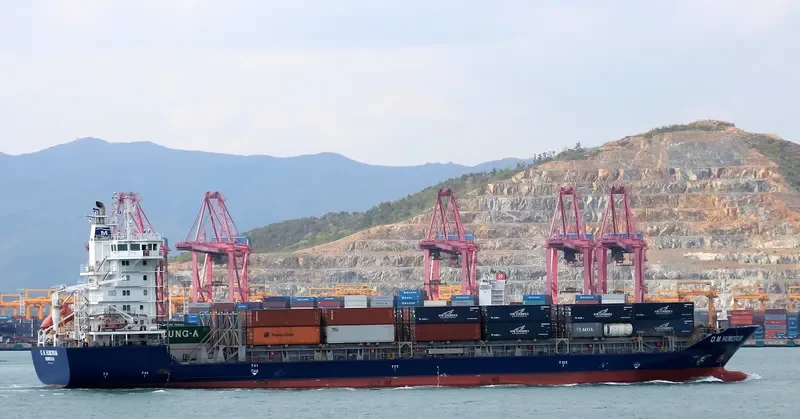CONMAR MOON Container Ship IMO 9430040 photo 10