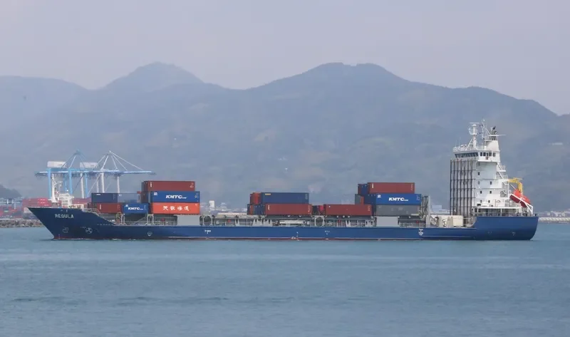 REGULA Container Ship IMO 9430064 photo 9