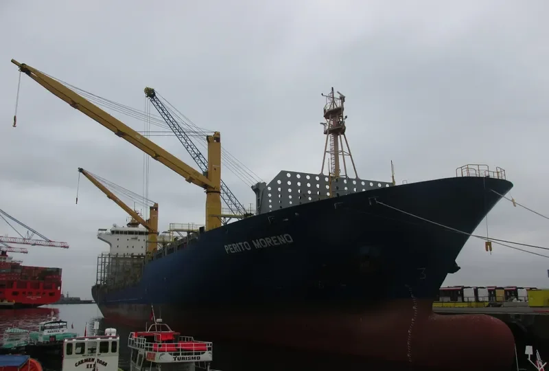 PERITO MORENO Container Ship IMO 9430868