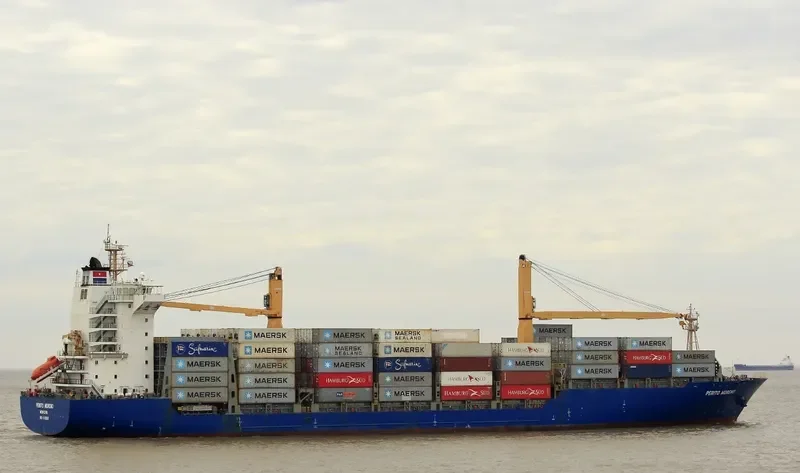 PERITO MORENO Container Ship IMO 9430868 photo 3