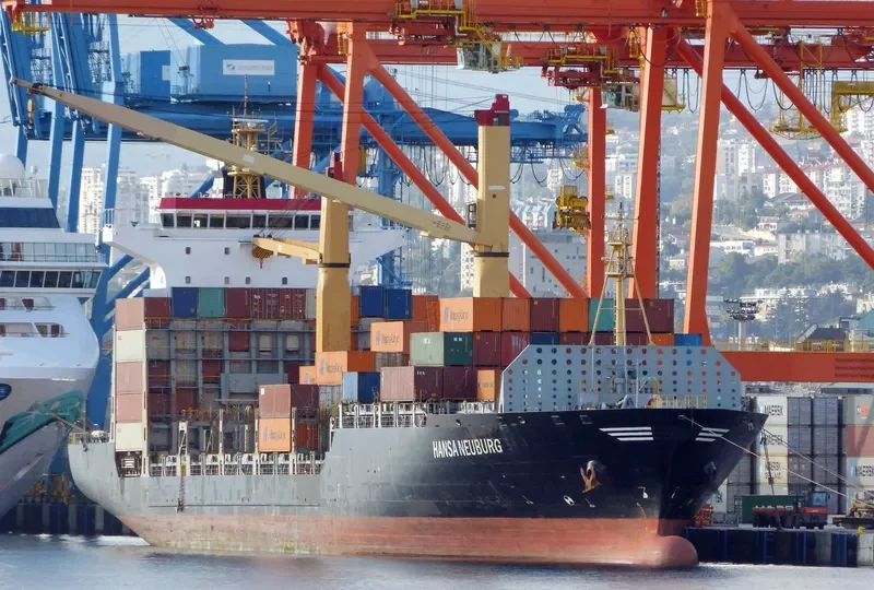 HANSA NEUBURG Container Ship IMO 9430870 photo 3