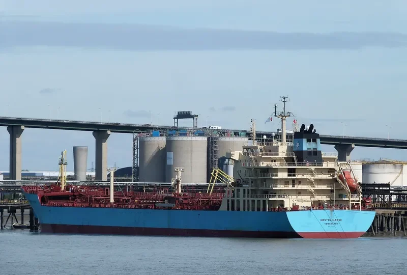 KIRSTEN MAERSK Tanker IMO 9431264 photo 8