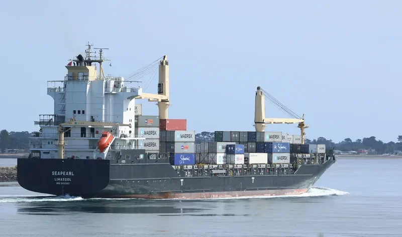 NICKIE B Container Ship IMO 9431343 photo 4