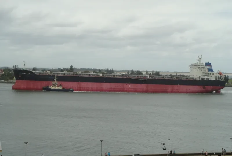 LILA TOKYO Bulk Carrier IMO 9431525 photo 2