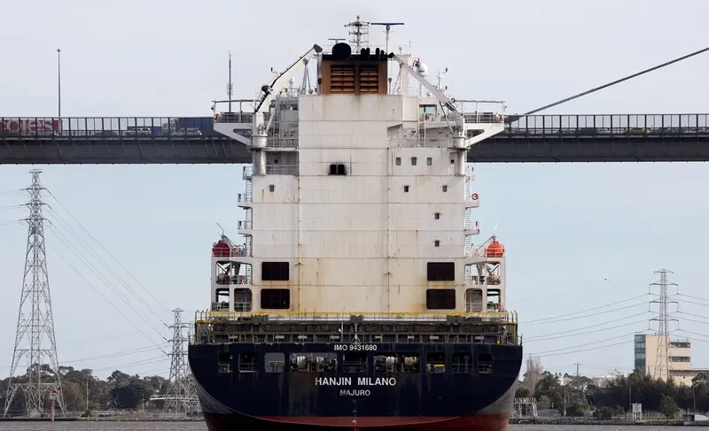 NAVIOS LAPIS Container Ship IMO 9431680 photo 5