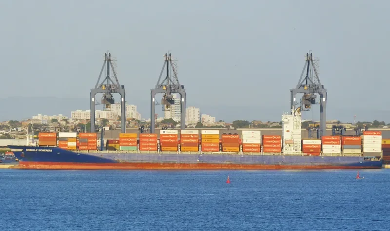 ZIM IBERIA Container Ship IMO 9431719 photo 9