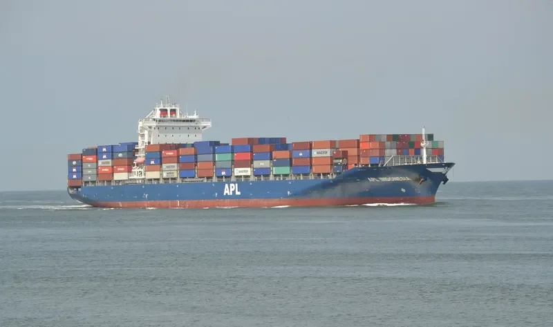CMA CGM CAIMEP Container Ship IMO 9431757 photo 9