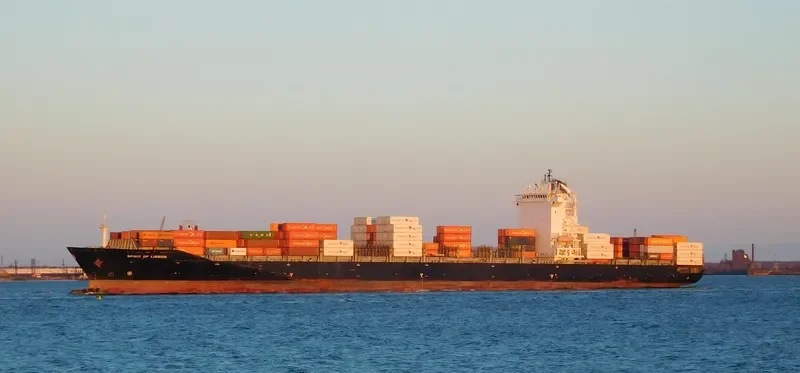 SPIRIT OF LISBON Container Ship IMO 9431800 photo 2