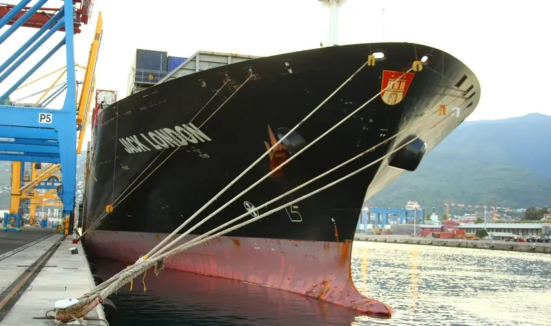 JACK LONDON Container Ship IMO 9431812 photo 2