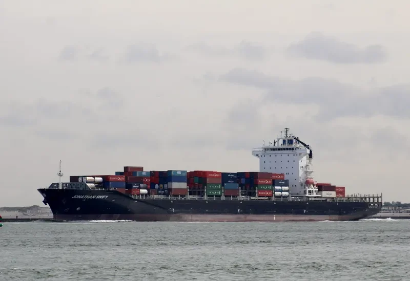 JONATHAN SWIFT Container Ship IMO 9431824 photo 8